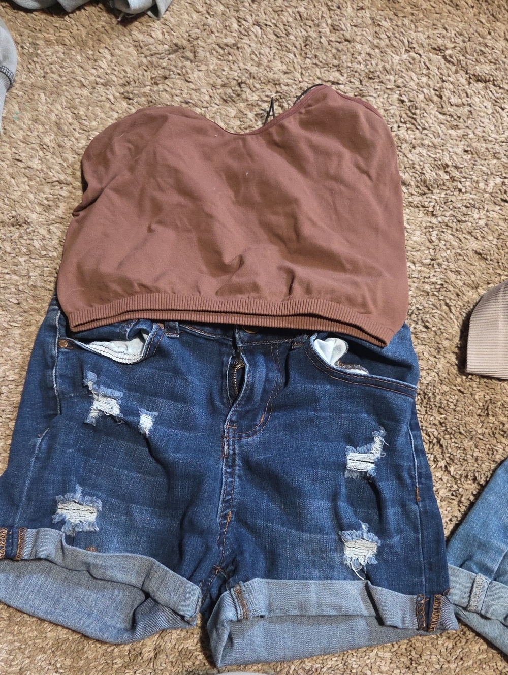 Size 4  Shorts And Brown Strapless Crop Top - Women's Casual Tube Top